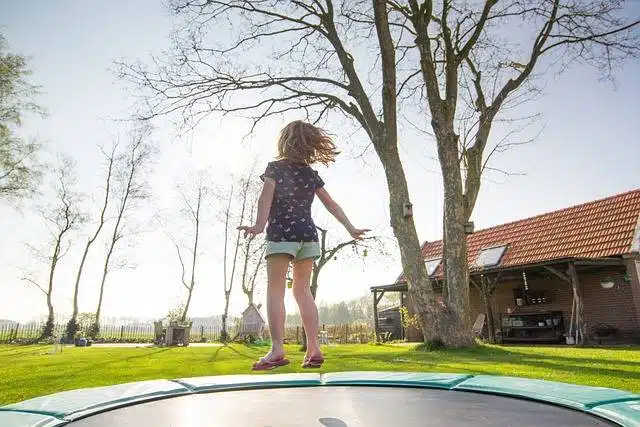 Trampolines ronds pour enfants jardin jeu