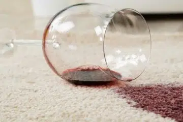 tache de vin rouge