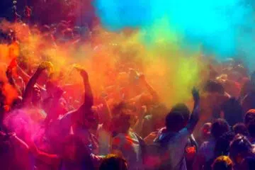 Holi fête des couleurs