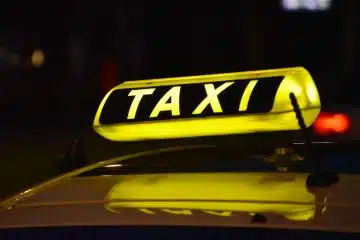 yellow Taxi light sign