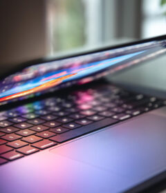 PC portable ou tablette : que privilégier en 2025 ?